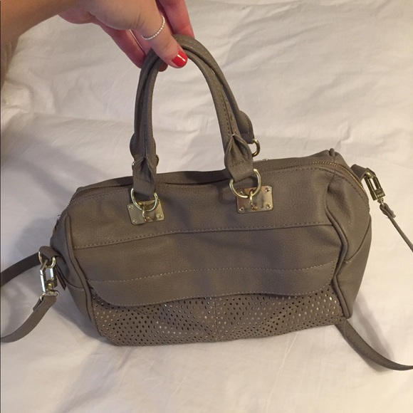 Steve Madden grey crossbody/satchel purse - Picture 2 of 7